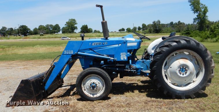 image for item DG8662 Ford 3000  tractor