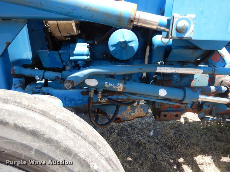 image for item DG8662 Ford 3000  tractor