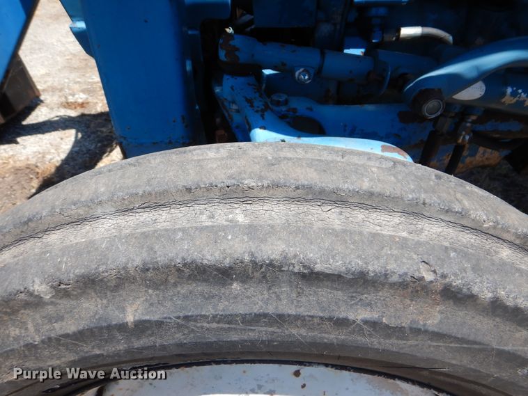 image for item DG8662 Ford 3000  tractor