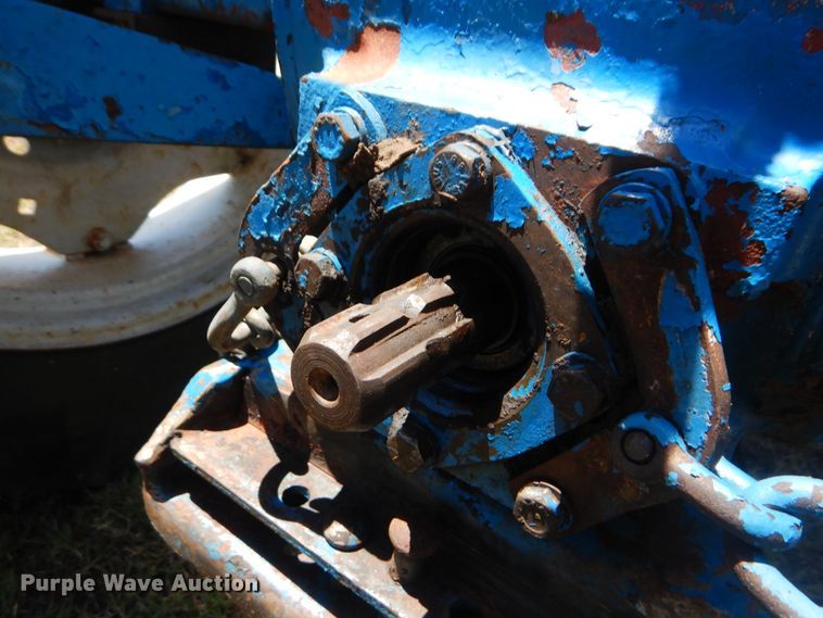 image for item DG8662 Ford 3000  tractor