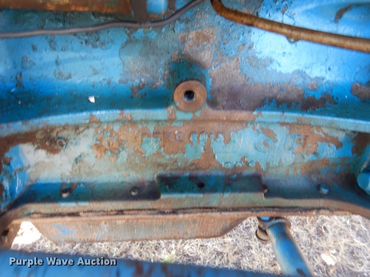 image for item DG8662 Ford 3000  tractor