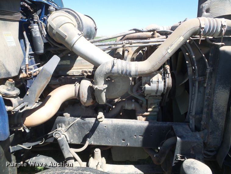 image for item DH4976 1997 Freightliner FLD  semi truck