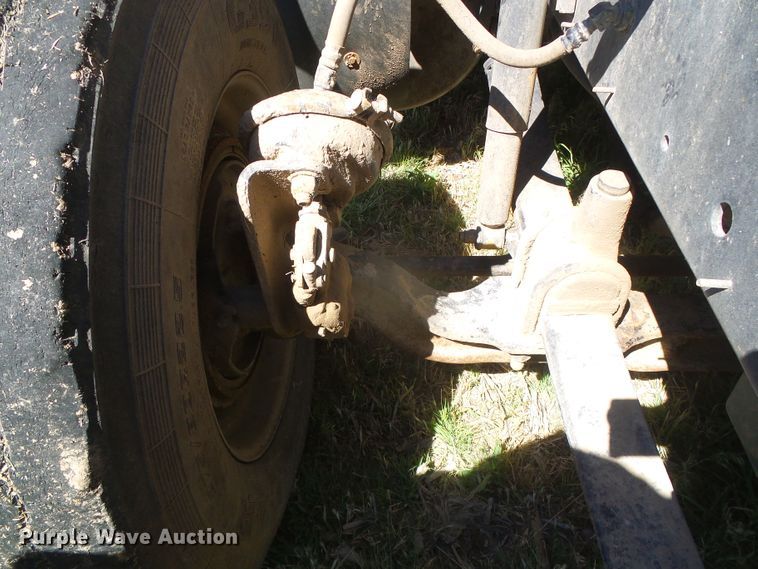 image for item DH4976 1997 Freightliner FLD  semi truck