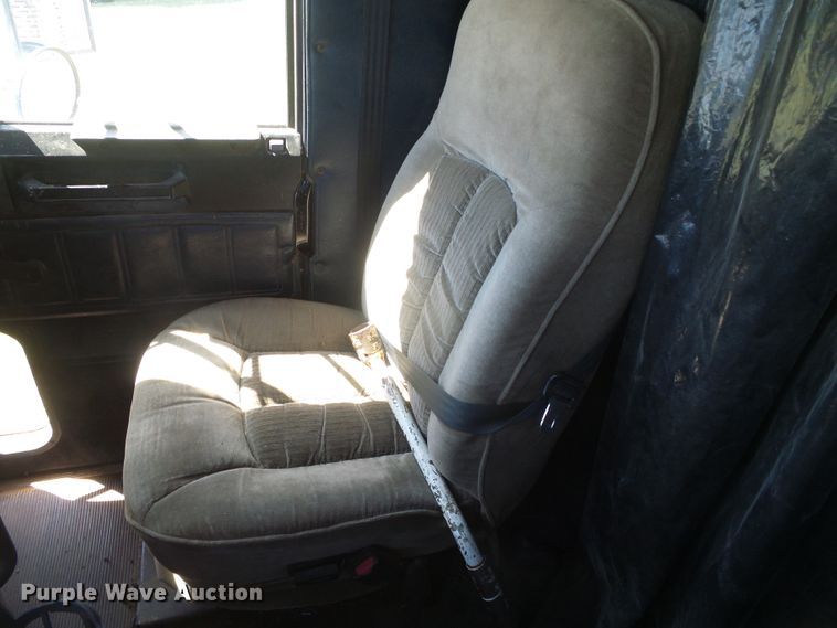 image for item DH4976 1997 Freightliner FLD  semi truck