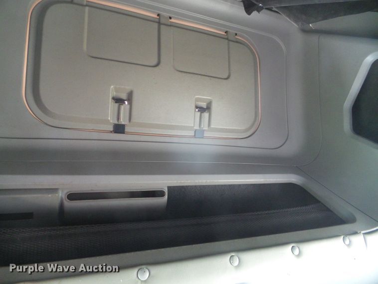 image for item DH4976 1997 Freightliner FLD  semi truck