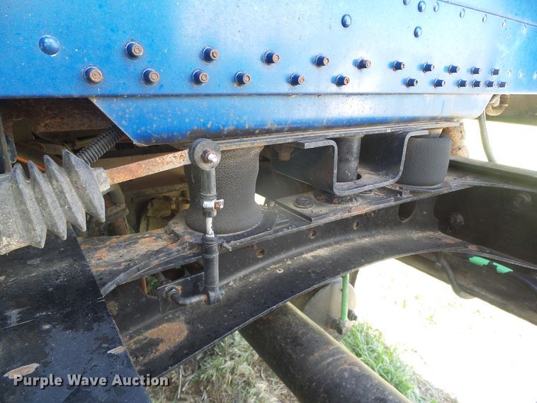 image for item DH4976 1997 Freightliner FLD  semi truck