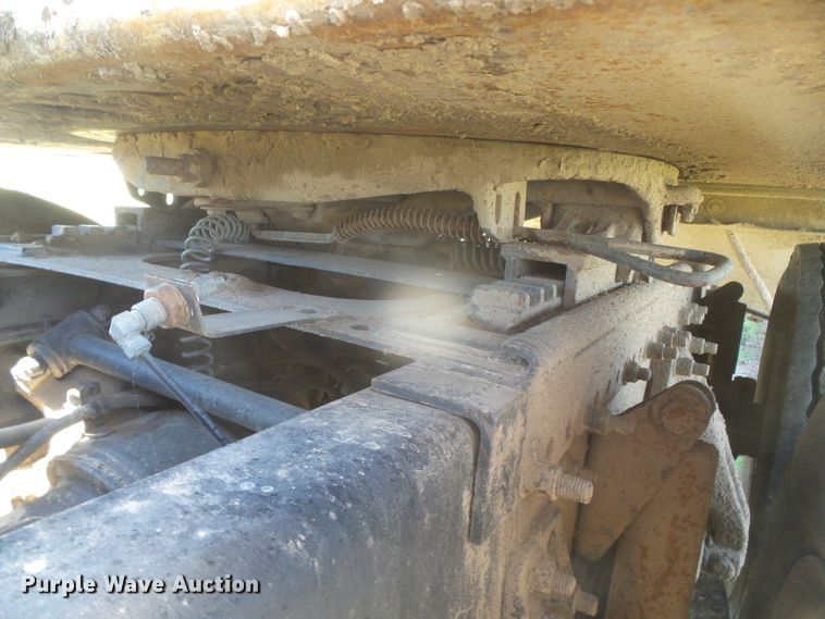 image for item DH4976 1997 Freightliner FLD  semi truck