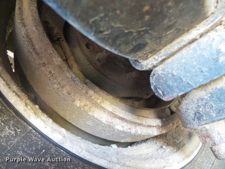 image for item DH4976 1997 Freightliner FLD  semi truck