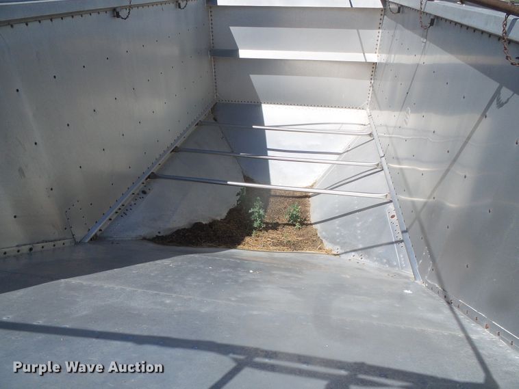 image for item DH4977 1982 Timpte Super Hopper double hopper bottom grain trailer