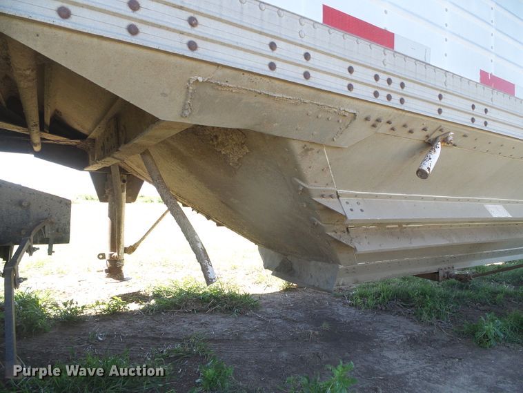 image for item DH4977 1982 Timpte Super Hopper double hopper bottom grain trailer