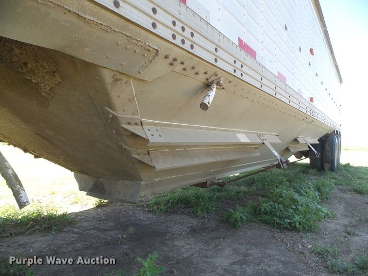 image for item DH4977 1982 Timpte Super Hopper double hopper bottom grain trailer