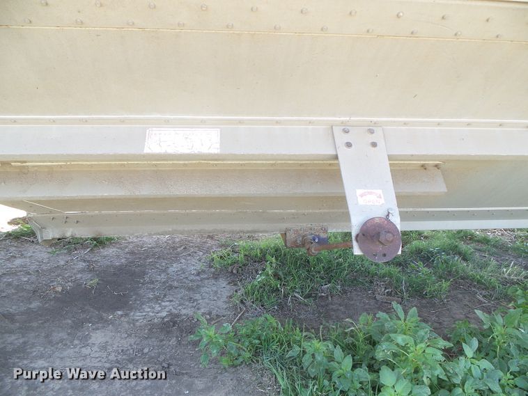 image for item DH4977 1982 Timpte Super Hopper double hopper bottom grain trailer