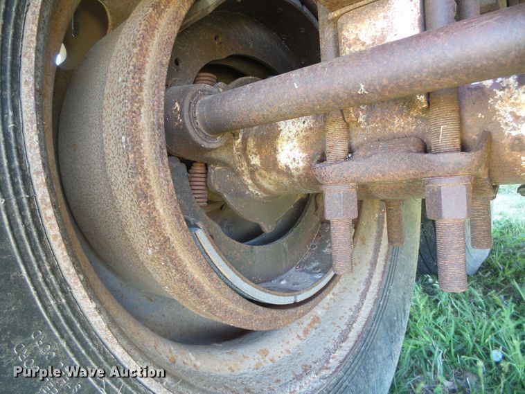 image for item DH4977 1982 Timpte Super Hopper double hopper bottom grain trailer