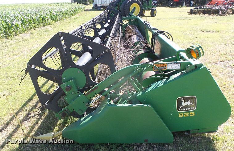 image for item DH4978 1998 John Deere 925 head