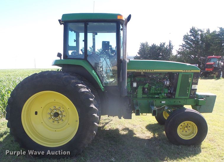 image for item DH4979 1995 John Deere 7800  tractor