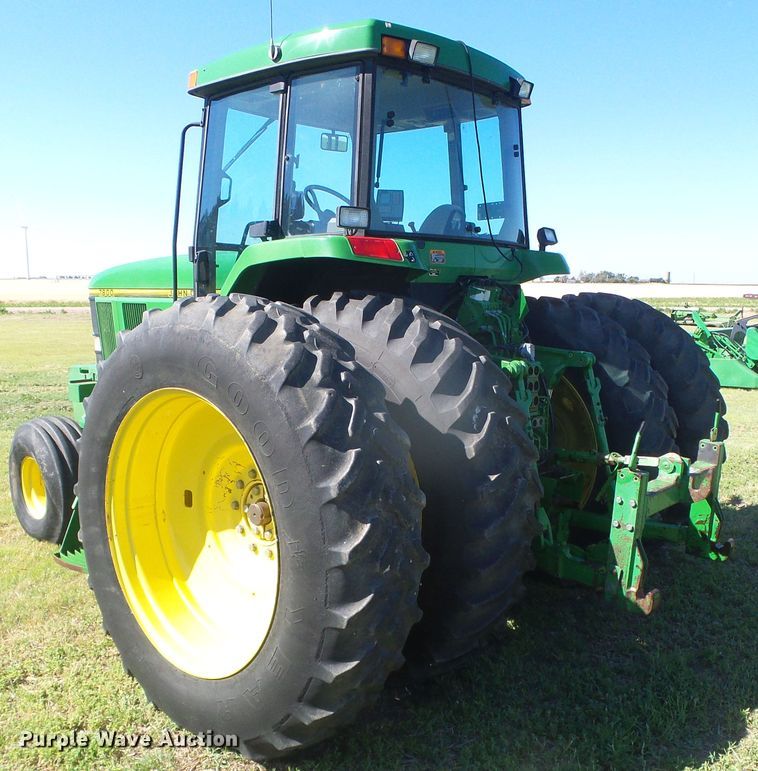 image for item DH4979 1995 John Deere 7800  tractor