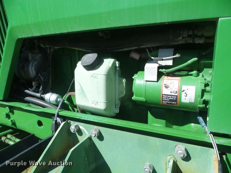 image for item DH4979 1995 John Deere 7800  tractor