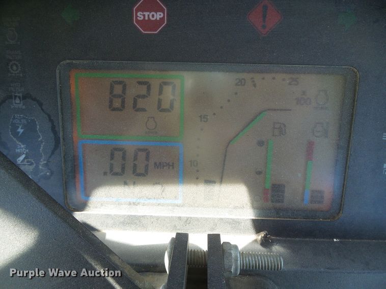 image for item DH4979 1995 John Deere 7800  tractor