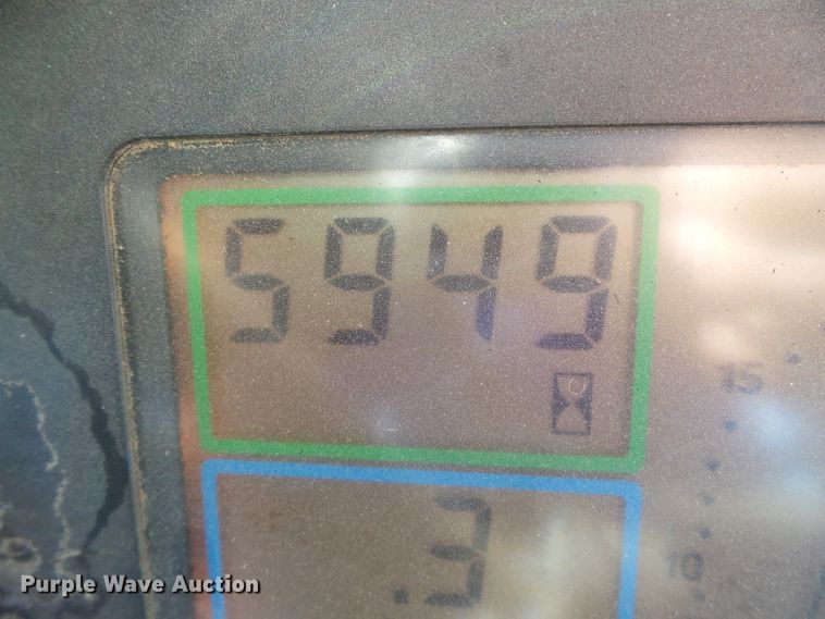 image for item DH4979 1995 John Deere 7800  tractor