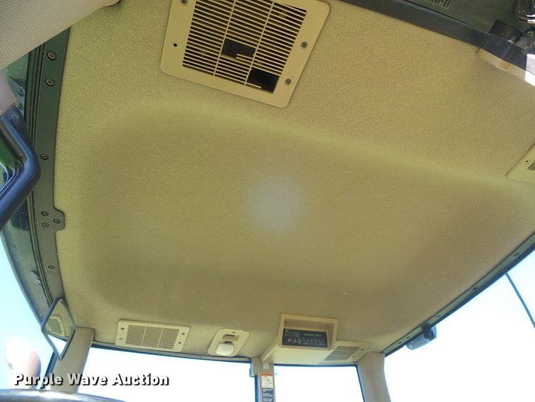 image for item DH4979 1995 John Deere 7800  tractor