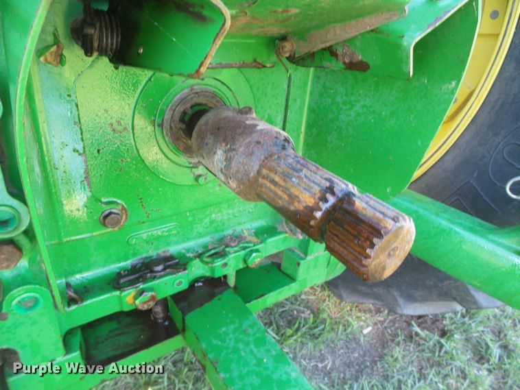 image for item DH4979 1995 John Deere 7800  tractor