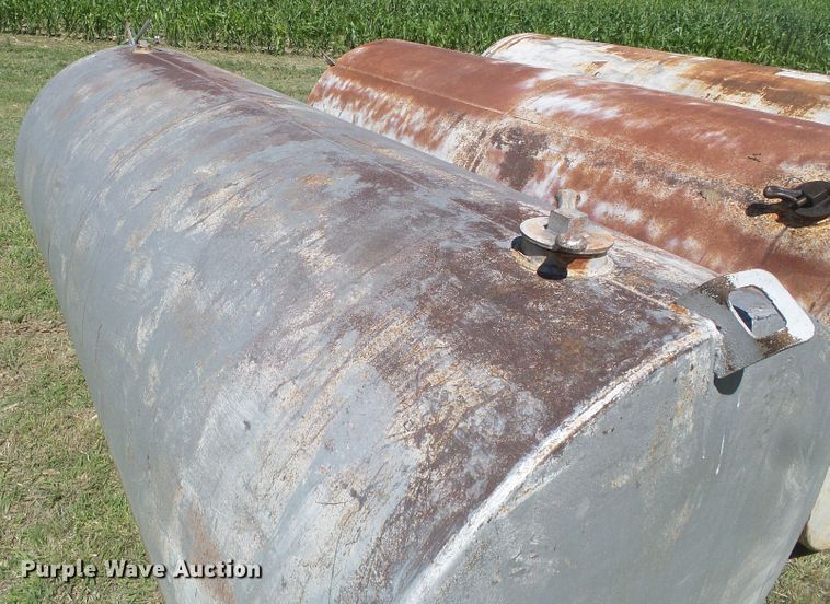 image for item DH4982 (3) steel fuel tanks