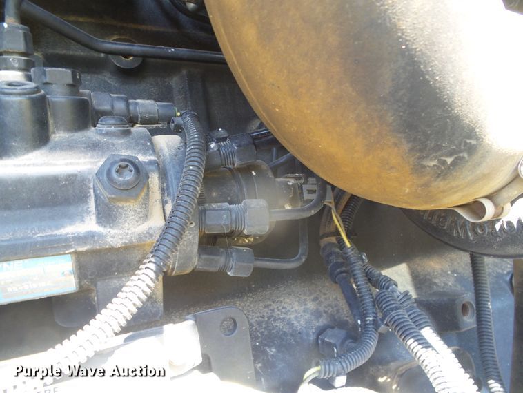 image for item DH4983 2007 Apache AS710 sprayer