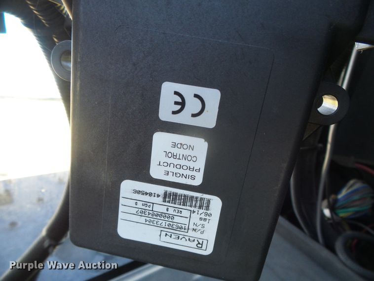 image for item DH4983 2007 Apache AS710 sprayer