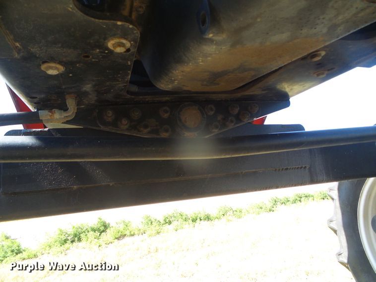 image for item DH4983 2007 Apache AS710 sprayer