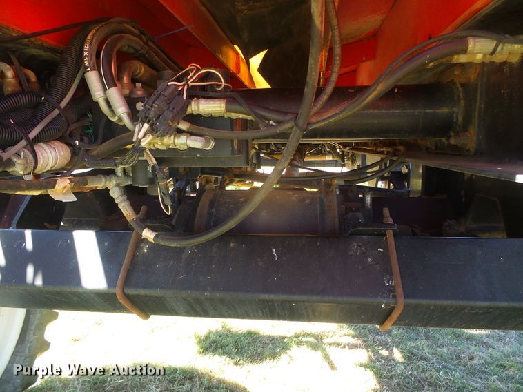 image for item DH4983 2007 Apache AS710 sprayer