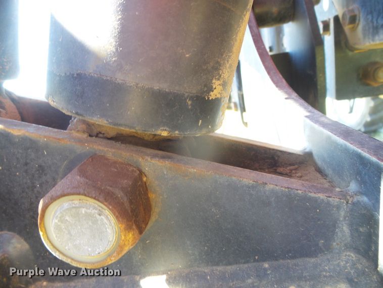 image for item DH4983 2007 Apache AS710 sprayer