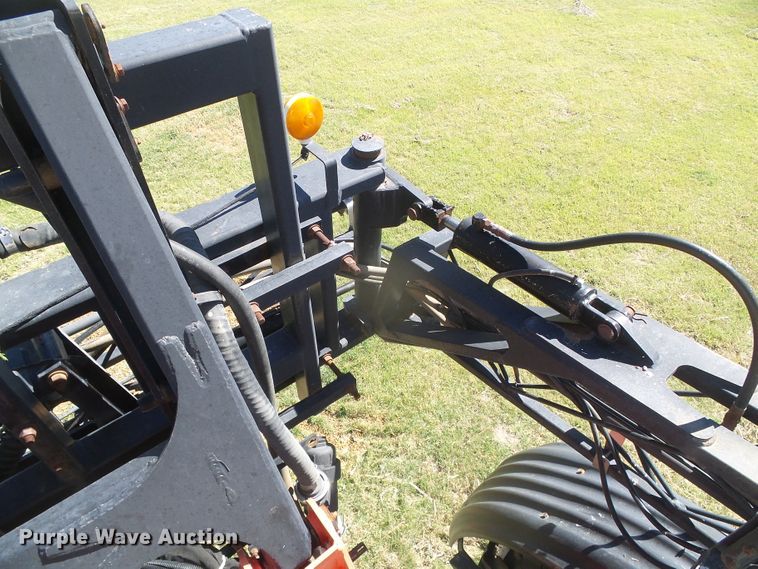 image for item DH4983 2007 Apache AS710 sprayer