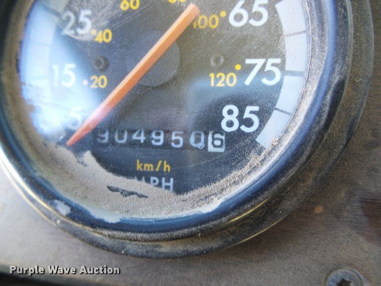 image for item DH4984 1996 Freightliner FLD  semi truck