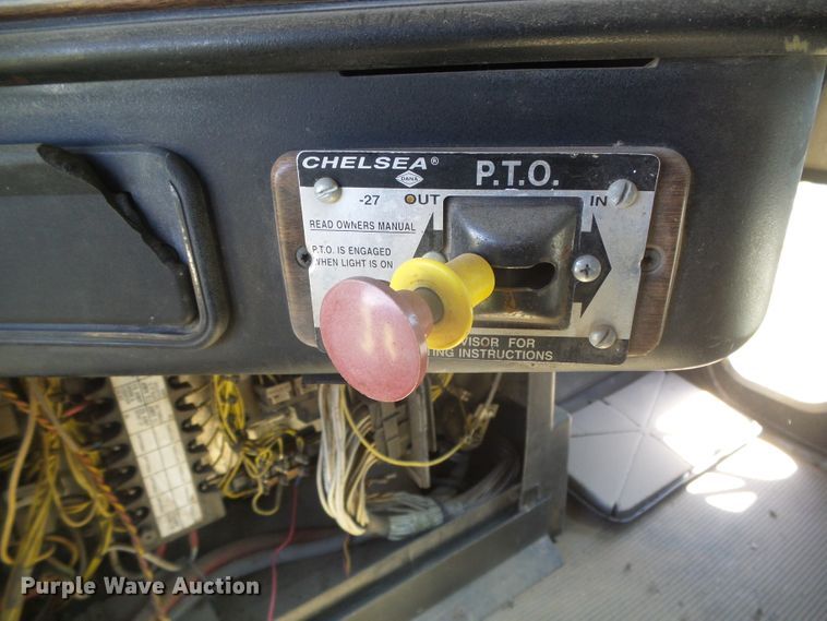 image for item DH4984 1996 Freightliner FLD  semi truck