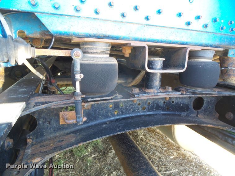 image for item DH4984 1996 Freightliner FLD  semi truck