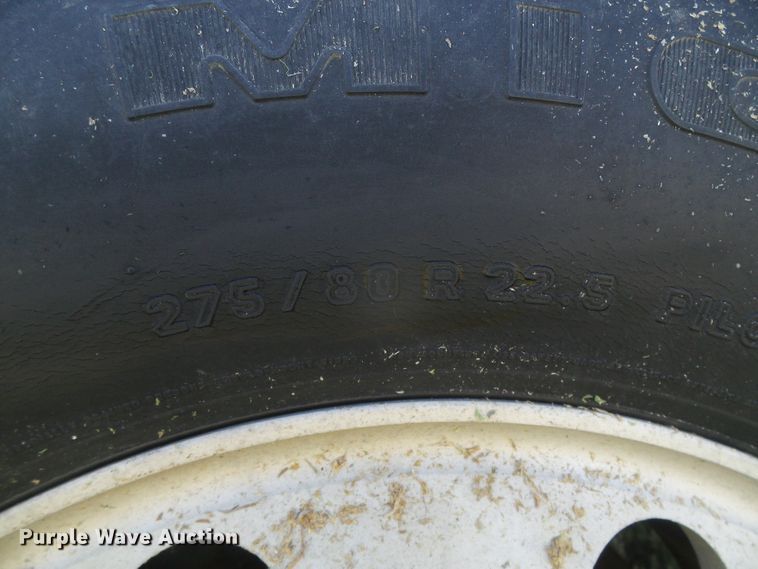 image for item DH4984 1996 Freightliner FLD  semi truck