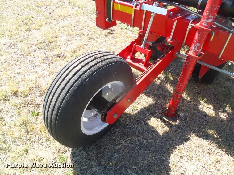 image for item DH4987 2012 White 8708 no-till planter