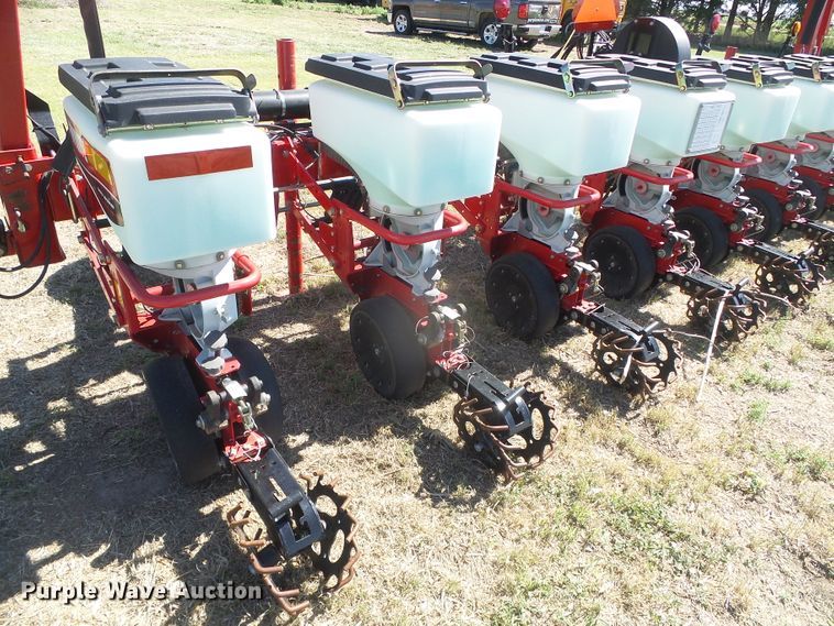image for item DH4987 2012 White 8708 no-till planter