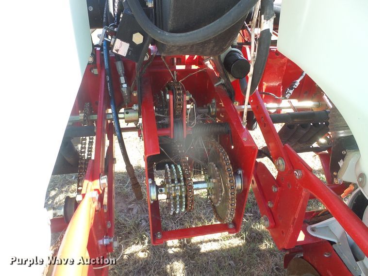 image for item DH4987 2012 White 8708 no-till planter