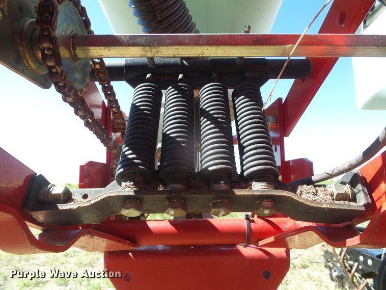 image for item DH4987 2012 White 8708 no-till planter