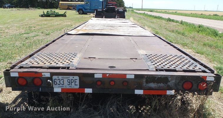 image for item DH4989 1988 MO Trailers drop deck trailer