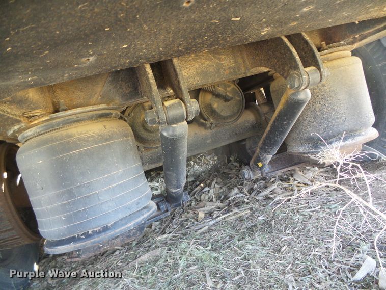 image for item DH4989 1988 MO Trailers drop deck trailer