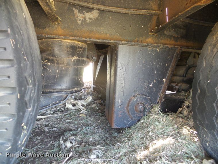 image for item DH4989 1988 MO Trailers drop deck trailer