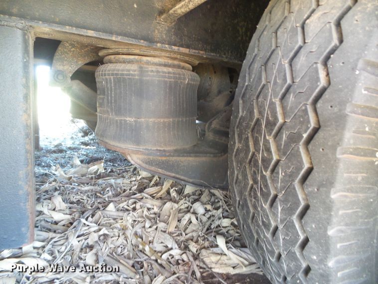 image for item DH4989 1988 MO Trailers drop deck trailer