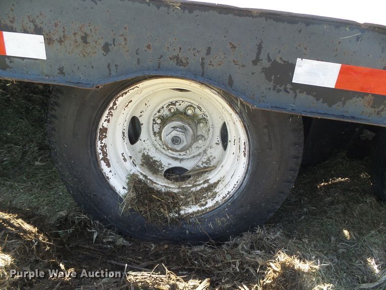 image for item DH4989 1988 MO Trailers drop deck trailer