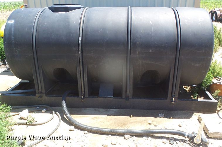 image for item DH4993 Poly tank