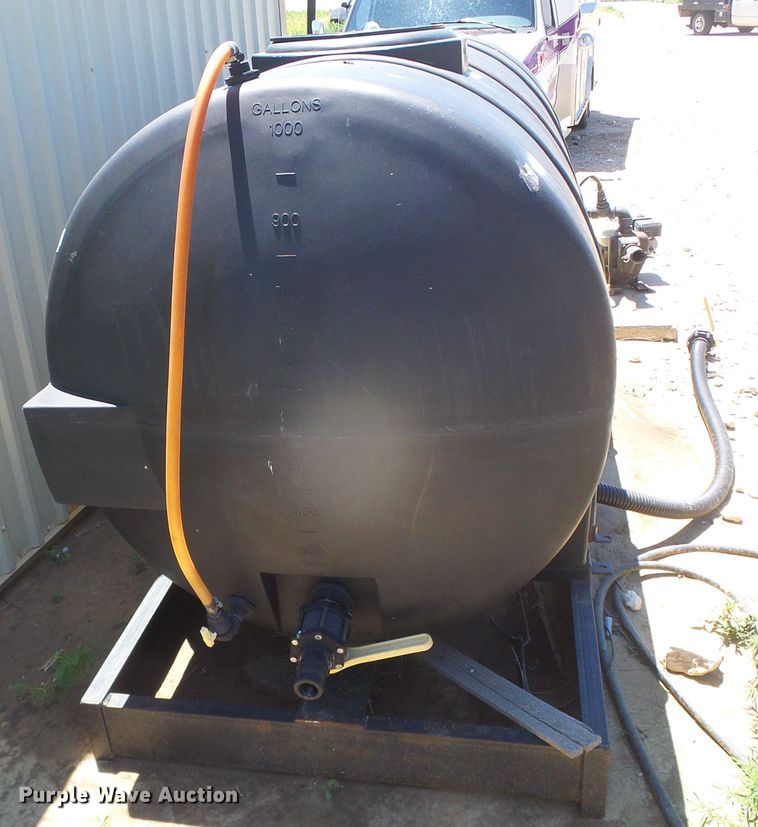 image for item DH4993 Poly tank