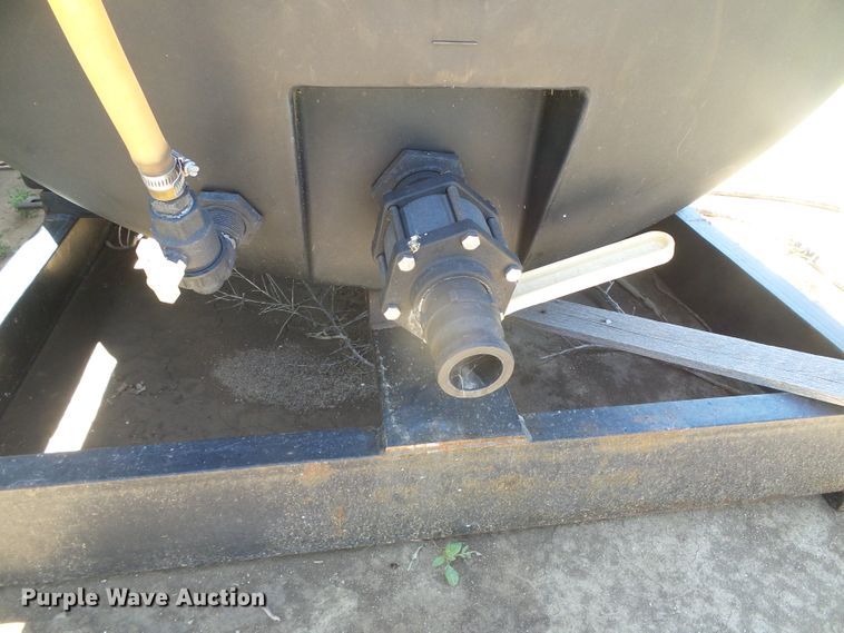 image for item DH4993 Poly tank