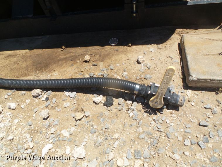 image for item DH4993 Poly tank