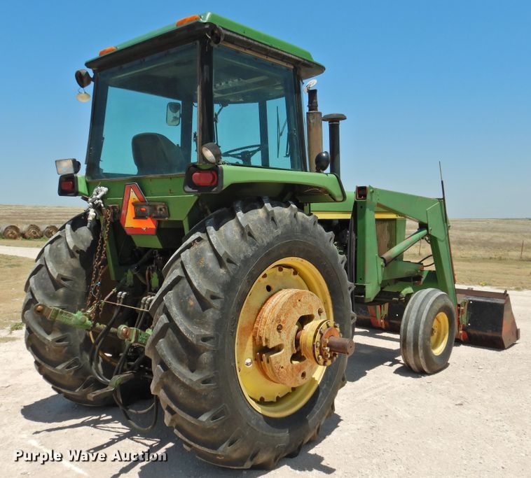 image for item DI0167 1977 John Deere 4430  tractor